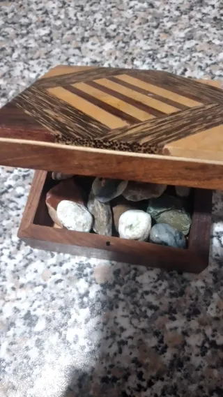 Scatola Legno con Minerali da Collezione