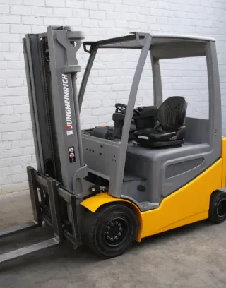 Carretilla Elevadora Eléctrica 3000kg