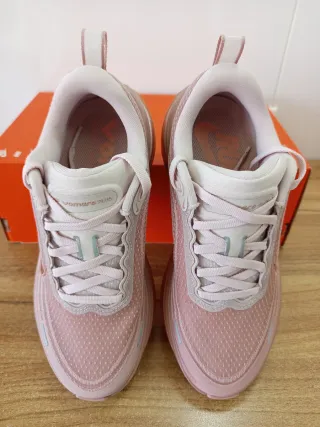 Nike Vomero Plus Talla 36.5 Rosa Dorado