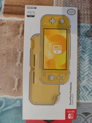 Protector Nintendo Switch Lite HORI Amarillo