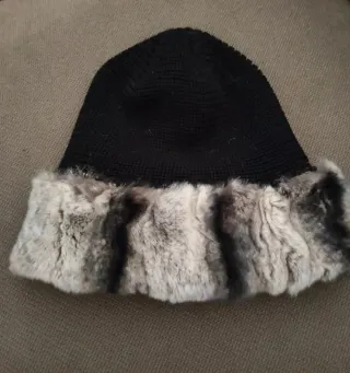 Berretta Furla in lana e pelo