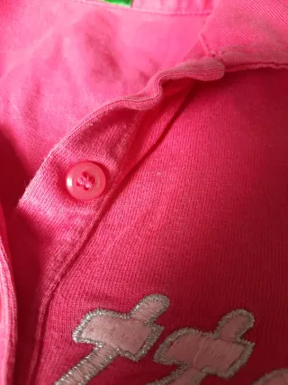 Camiseta Benetton niña rosa y sudadera gris