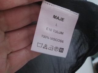 BLUSA AZUL GASA Y TACHAS MAJE