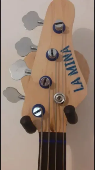 Accesorios guitarra y bajo
