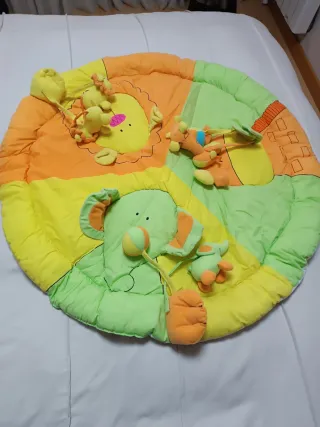 Manta de actividades para bebé