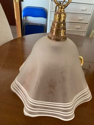 Lámpara cristal blanco y dorado, tulipa de 39 cm