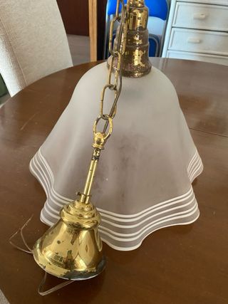 Lámpara cristal blanco y dorado, tulipa de 39 cm