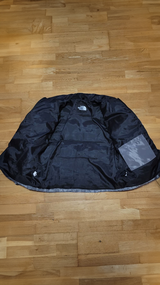 PRECIO NEGOCIABLE Chaqueta The North Face