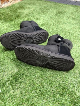 Botines UGG Negros Mujer, número 40