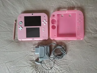 Nintendo 2DS Rosa + Accessori