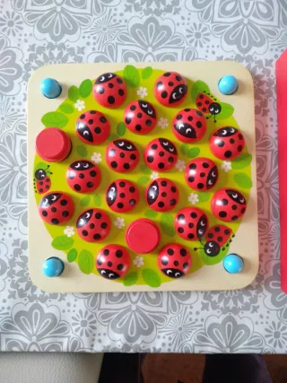 Juego Ladybug's Garden Nene Toys