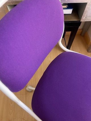 Silla de escritorio morada