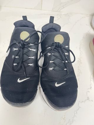 Zapatillas Nike y Puma