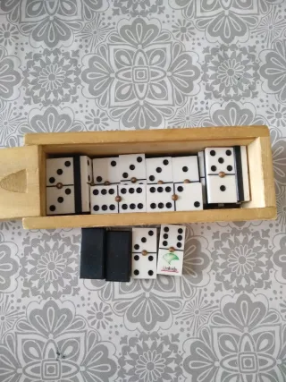 Juego de dominó de madera años 90