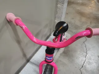 Bicicleta sin pedales Chicco Rosa
