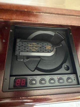 Radio Vintage Daeje Marrón y Dorado