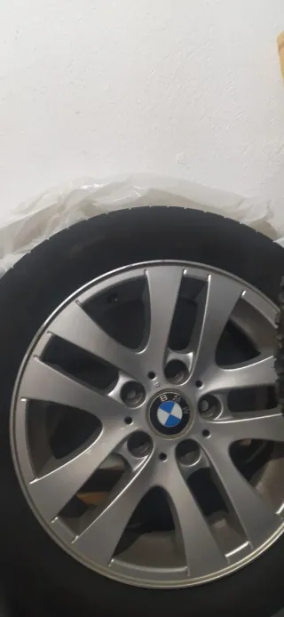 Llantas BMW 18 con neumáticos nuevos