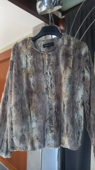 Chaqueta Mango efecto pelo Talla S