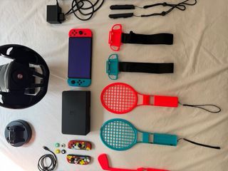 Nintendo Switch OLED con Accesorios