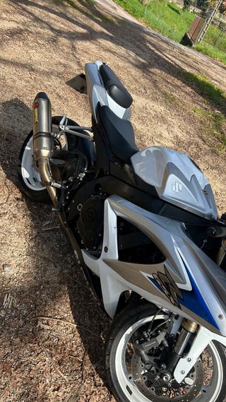 Suzuki GSXR 600 K8