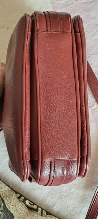 Borsa Must de Cartier in pelle a tracolla