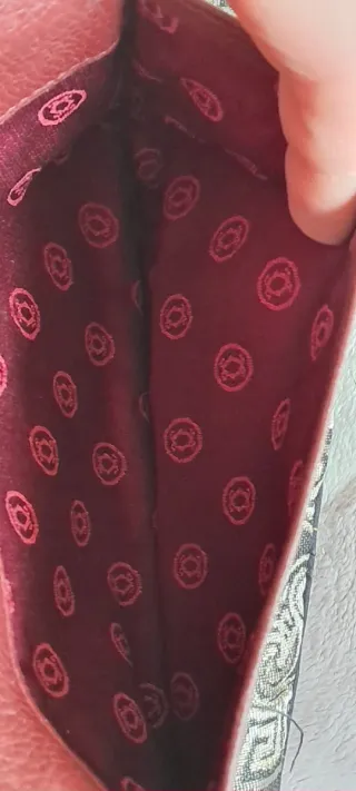 Borsa Must de Cartier in pelle a tracolla