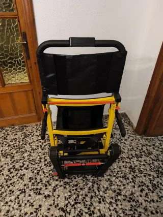 Silla salvaescaleras eléctrica plegable