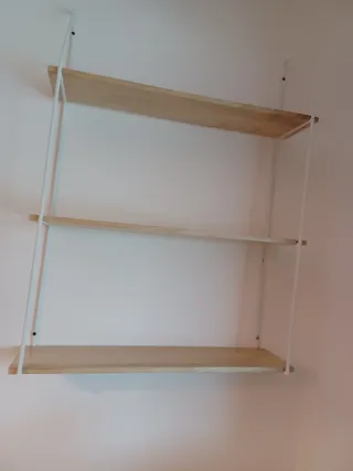 Estantería de pared madera y metal