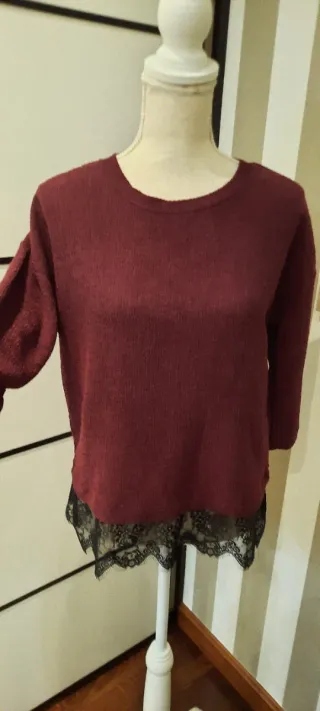 Blusa Stradivarius encaje