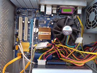 Lote 3 Cajas PC Intel Pequeñas