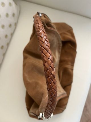 Bolso Massimo Dutti ante color Camel.