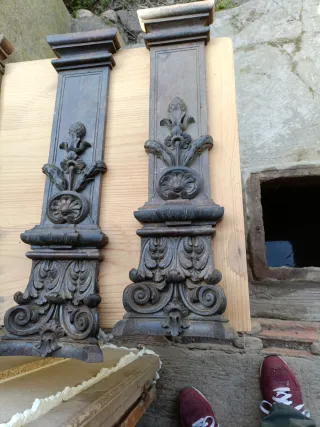 Retablos decorativos de hierro fundido