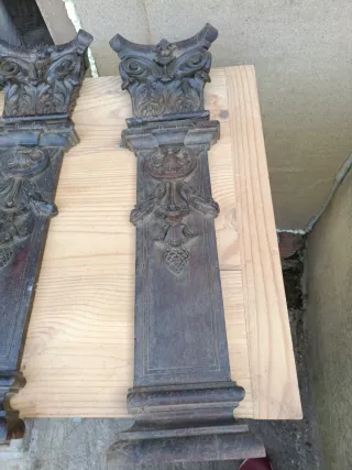 Retablos decorativos de hierro fundido