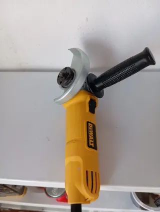 Amoladora DeWalt DWE4156-QS 900W