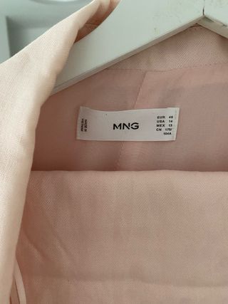 Traje MNG rosa palo