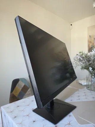 Monitor Gaming MSI MAG 323UPF