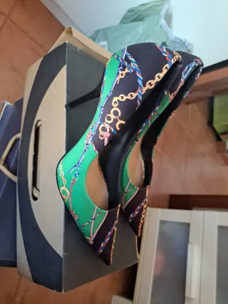 Zapatos de salón Zara Talla 38