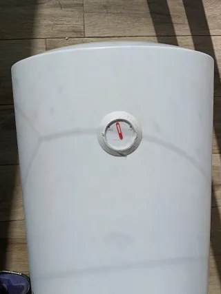 Termo Eléctrico Teka 80L  e  Bajo Consumo comonuev