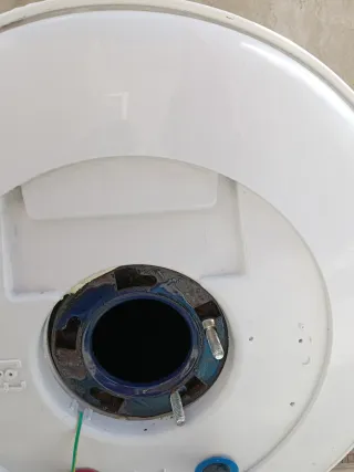 Termo Eléctrico Teka 80L  e  Bajo Consumo comonuev