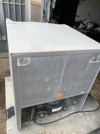 Frigorífico Mini Bajo Encimera Bajo Consum