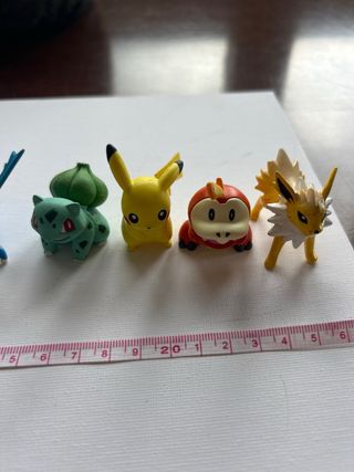 8 Figuras Pokémon Tomy japonés