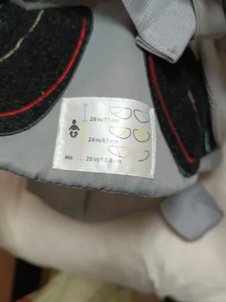 Mochila portabebés gris