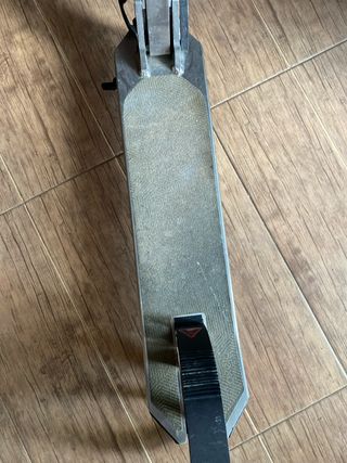 Patinete infantil con manillar regulable