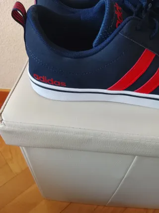 Zapatillas Adidas Azul y Rojo