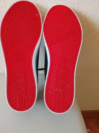 Zapatillas Adidas Azul y Rojo