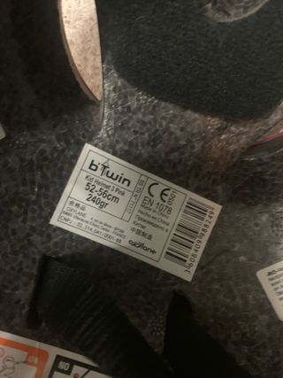 2 cascos de bici para niños