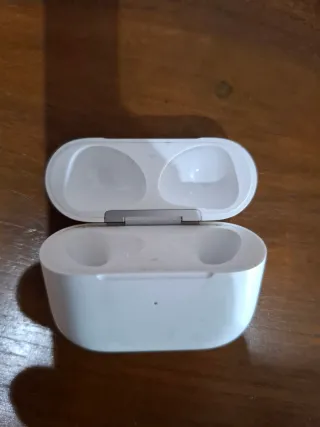 Cargador AirPods Apple
