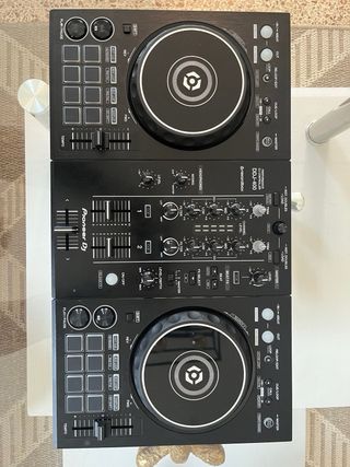 Controladora DJ Pioneer DDJ400 + Altavoces Hercule