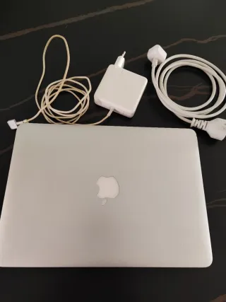 MacBook Pro 13, i5 , Año 2015
