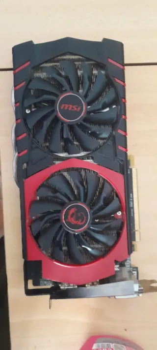 Tarjeta Gráfica MSI R9 380 4GB